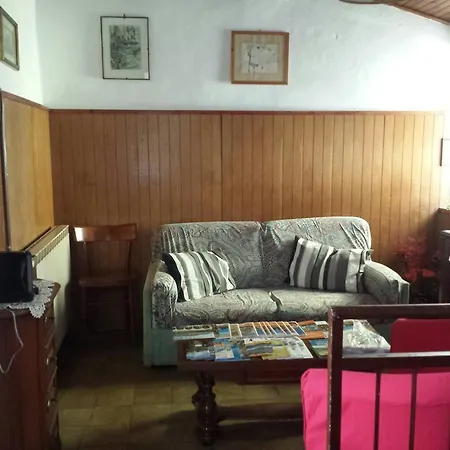 Semesterbostad Casa Di Nonna Ida